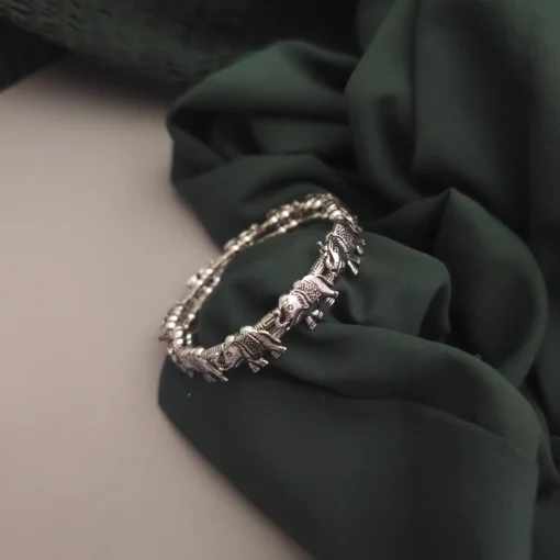 Glamaya Elephant Adjustable Bracelet 2 GLAM-BB-OX-7-317662-13-5 Glamaya Elephant Adjustable Bracelet 2 GLAM-BB-OX-7-317662-13-5