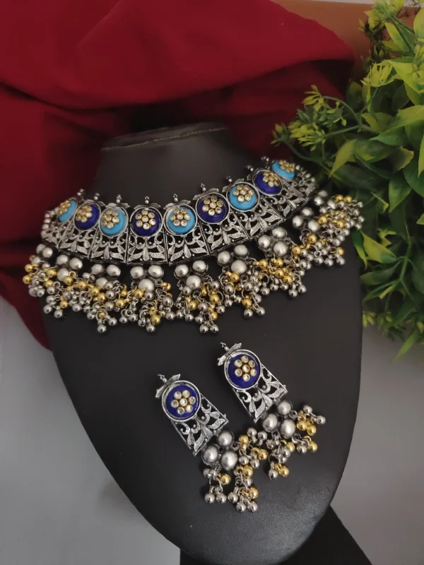 Glamaya Oxidized Two Tone Choker Necklace Earrings Set Blue 1 GLAM-CN-TT-18-193794-25-10