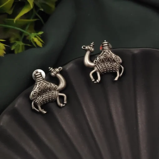 Glamaya Silver Replica Camel Stud Earring 1 GLAM-ER-OX-18-109844-22-5