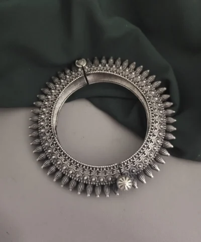 Glamaya Silver Replica Rajnandini Bangle 1 GLAM-BB-OX-33F3-481001-50-9