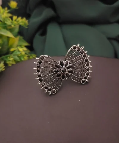 Glamaya Oxidised Semi Precious Stone Bow Adjustable Rings 1 GLAM-RI-ST-17F5-480508-30-4