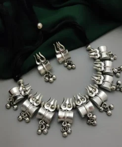 Glamaya Oxidised Trishul Traditional Necklace Earring Set 1 GLAM-CN-OX-17F1-468462-31-7