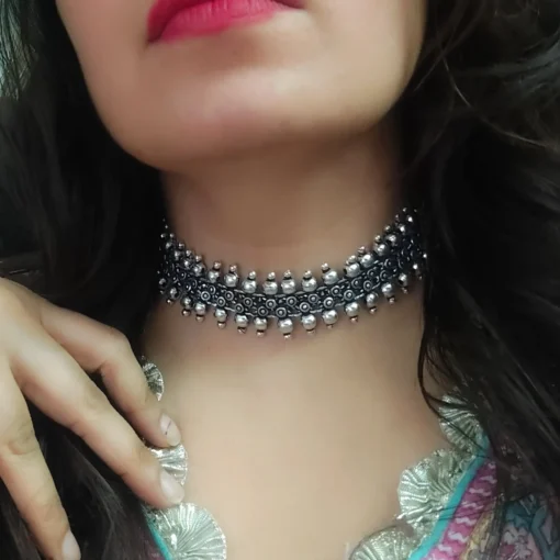 Glamaya Irya German Silver Sleek Choker Necklace 4 GLAM-NE-OX-37F5-321706-55-4 Glamaya Irya German Silver Sleek Choker Necklace 4 GLAM-NE-OX-37F5-321706-55-4