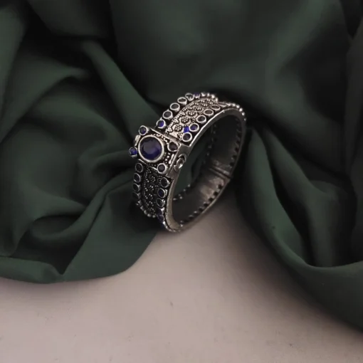 Glamaya Oxidised Stone Bangle Screw Openable 14 GLAM-BB-ST-75-804820-95-4 Glamaya Oxidised Stone Bangle Screw Openable 14 GLAM-BB-ST-75-804820-95-4