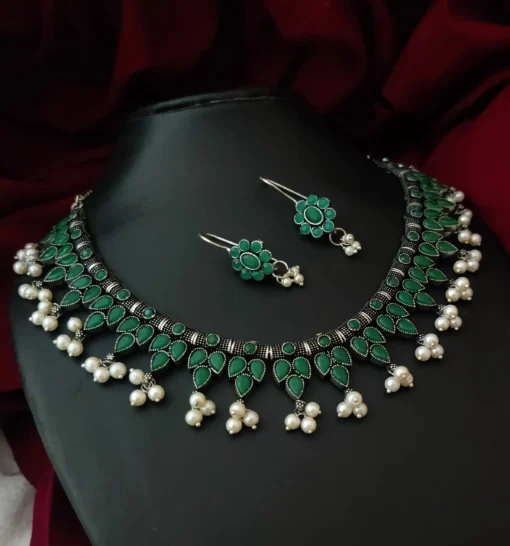 Glamaya German Silver Green Stone Necklace Earrings Set 1 GLAM-CN-ST-33F3-166823-50-6