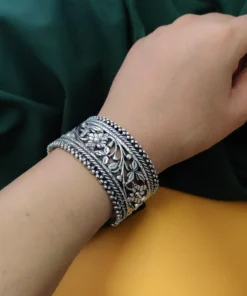 Glamaya Oxidised Adjustable Engrave Bracelet 2 GLAM-BB-OX-14-096057-25-5