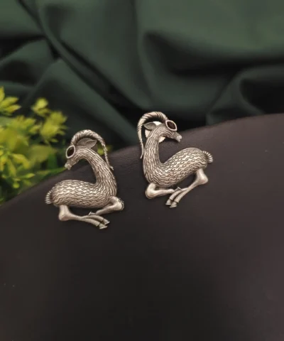 Glamaya Silver Lookalike Deer Earrings Stud 1 GLAM-ER-OX-10-361331-16-10
