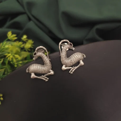 Glamaya Silver Lookalike Deer Earrings Stud 1 GLAM-ER-OX-10-361331-16-10