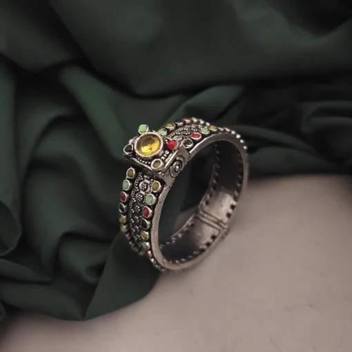 Glamaya Oxidised Stone Bangle Screw Openable 4 GLAM-BB-ST-75-804820-95-4 Glamaya Oxidised Stone Bangle Screw Openable 4 GLAM-BB-ST-75-804820-95-4