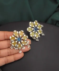 Glamaya Silver Lookalike Monalisa Flower Stud Earring 04 2 GLAM-ER-OX-18-903516-30-10