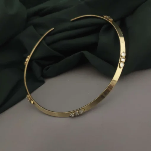 Glamaya Aarna Golden Handcrafted Hasli Necklace 2 GLAM-NE-OX-46F7-033522-73-3 Glamaya Aarna Golden Handcrafted Hasli Necklace 2 GLAM-NE-OX-46F7-033522-73-3