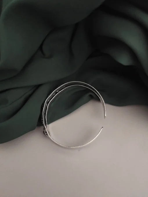 Glamaya Oxidised Adjustable Flower Bracelet 12 GLAM-BB-OX-9-348166-17-5 Glamaya Oxidised Adjustable Flower Bracelet 12 GLAM-BB-OX-9-348166-17-5