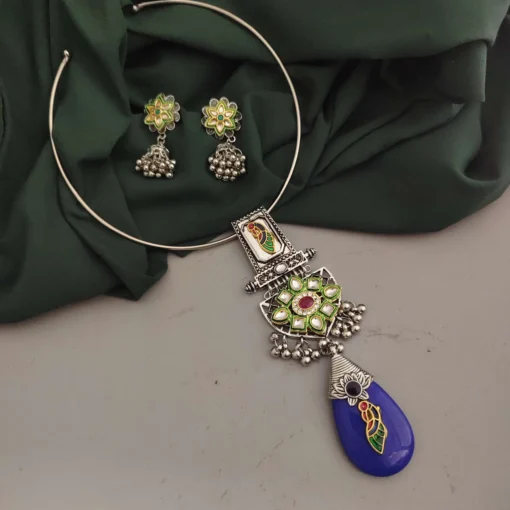 Glamaya Oxidised Fusion Hasli Necklace Earrings Set 4 GLAM-CN-OX-22F9-855198-30-7 Glamaya Oxidised Fusion Hasli Necklace Earrings Set 4 GLAM-CN-OX-22F9-855198-30-7