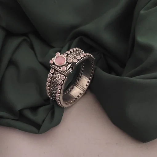 Glamaya Oxidised Stone Bangle Screw Openable 8 GLAM-BB-ST-75-804820-95-4 Glamaya Oxidised Stone Bangle Screw Openable 8 GLAM-BB-ST-75-804820-95-4