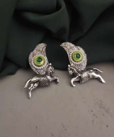 Glamaya Oxidised Horse Stud Earrings 2 GLAM-ER-OX-7-172512-13-5