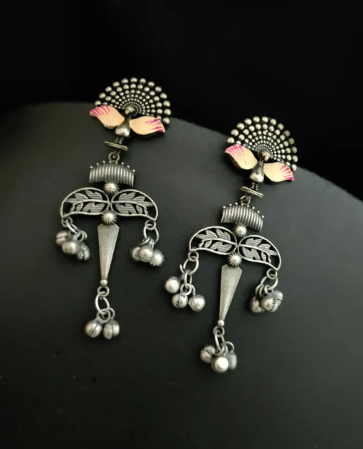 Glamaya Silver Lookalike Lightweight Peacock Stud Earrings Peach 1 GLAM-ER-OX-65-129891-99-2