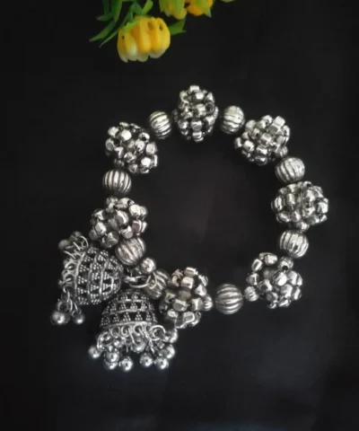 Glamaya Oxidised Gajara For Hair Bun 1 GLAM-HA-OX-14-775735-25-5