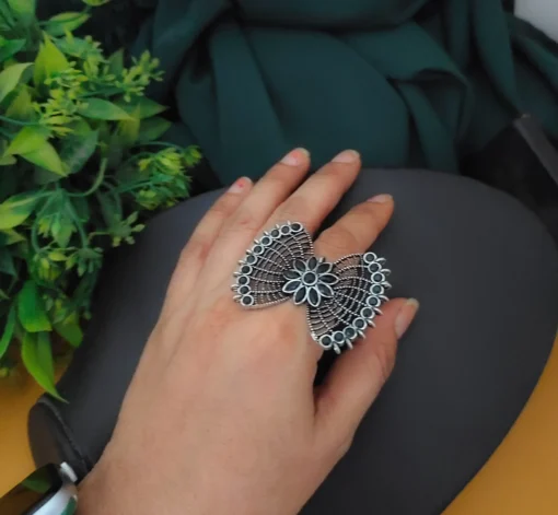 Glamaya Oxidised Semi Precious Stone Bow Adjustable Rings 2 GLAM-RI-ST-17F5-480508-30-4 Glamaya Oxidised Semi Precious Stone Bow Adjustable Rings 2 GLAM-RI-ST-17F5-480508-30-4