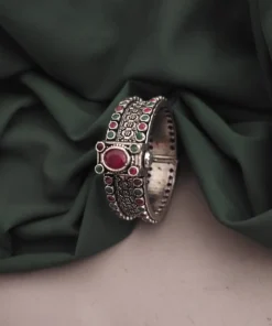 Glamaya Oxidised Stone Bangle Screw Openable 9 GLAM-BB-ST-75-804820-95-4 Glamaya Oxidised Stone Bangle Screw Openable 9 GLAM-BB-ST-75-804820-95-4