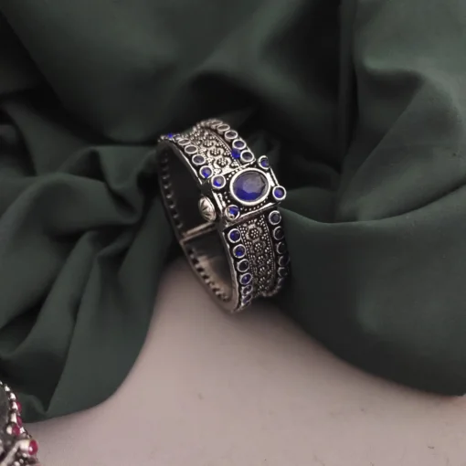 Glamaya Oxidised Stone Bangle Screw Openable 7 GLAM-BB-ST-75-804820-95-4 Glamaya Oxidised Stone Bangle Screw Openable 7 GLAM-BB-ST-75-804820-95-4