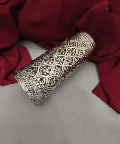 Glamaya Oxidised Handcuff Bracelet For Women Adjustable 1 GLAM-BB-OX-18-738073-25-10