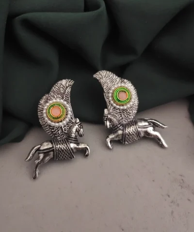 Glamaya Oxidised Horse Stud Earrings 1 GLAM-ER-OX-7-172512-13-5