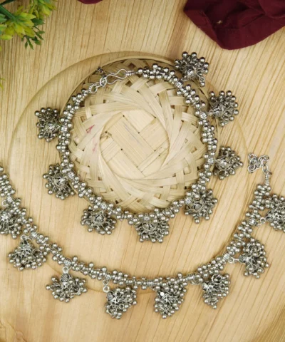 Glamaya Layla Jhumki Oxidised Anklet 1 GLAM-EA-OX-28-548027-37-5