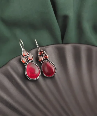 Glamaya Semi Precious Stones Hook Earring Red 1 GLAM-ER-ST-22-109890-43-5