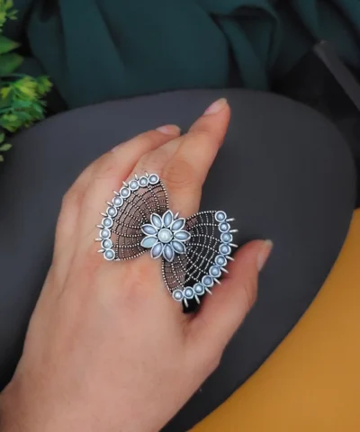 Glamaya Oxidised Semi Precious Stone Bow Adjustable Rings Pearl 2 GLAM-RI-PE-35-242763-60-2