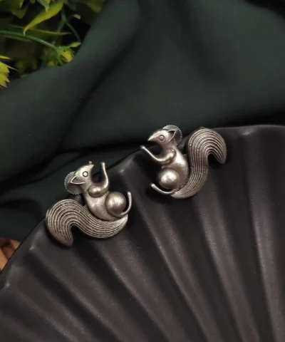 Glamaya Silver Replica Squirrel Stud Earring 1 GLAM-ER-OX-30-467263-35-4