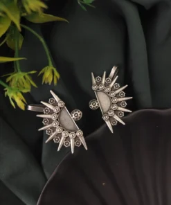 Glamaya Isabella Sun Earcuff 1 GLAM-ER-OX-10-361547-22-5