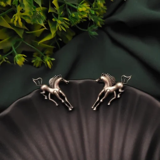 Glamaya Silver Replica Horse Earring 1 GLAM-ER-OX-24-023673-28-5