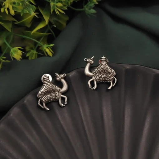 Glamaya Silver Replica Camel Stud Earring 2 GLAM-ER-OX-18-109844-22-5 Glamaya Silver Replica Camel Stud Earring 2 GLAM-ER-OX-18-109844-22-5