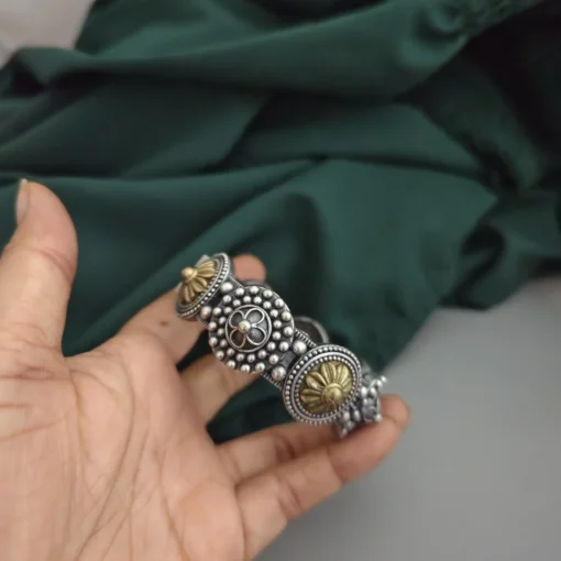 Glamaya Silver Lookalike Two Tone Bangle 2 GLAM-BB-TT-115-780480-160-2 Glamaya Silver Lookalike Two Tone Bangle 2 GLAM-BB-TT-115-780480-160-2