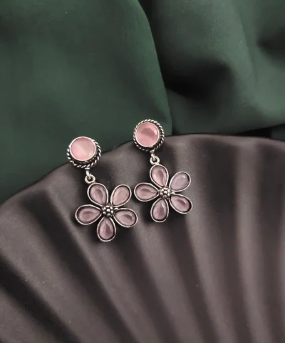 Glamaya Semi Precious Stone Flower Earring 1 GLAM-ER-ST-22-978319-43-5