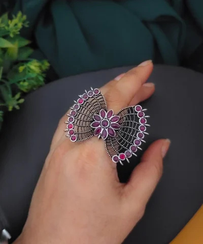 Glamaya Oxidised Semi Precious Stone Bow Adjustable Rings Red 2 GLAM-RI-ST-17F5-731483-30-4