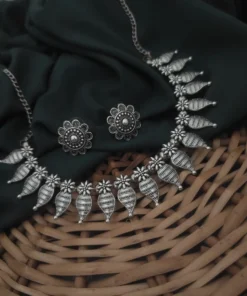 Glamaya Kabayali Oxidised Choker Neklace Set 1 GLAM-CN-OX-5-822411-12-10
