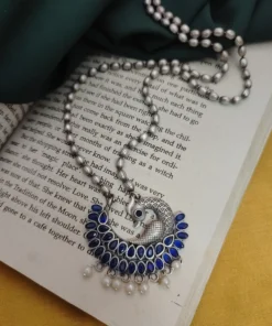 Glamaya Pritha Silver Replica Brass Peacock Chain Necklace 7 GLAM-NE-BR-21F4-231761-43-7 Glamaya Pritha Silver Replica Brass Peacock Chain Necklace 7 GLAM-NE-BR-21F4-231761-43-7