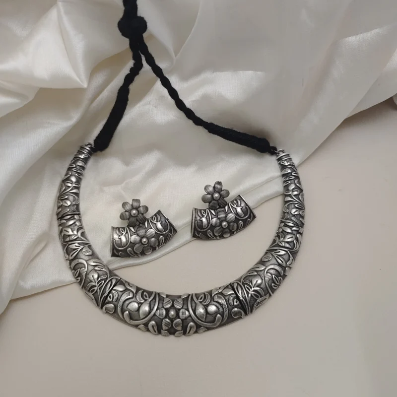 Glamaya Shivinka Hasli Necklace Earring Set 3 GLAM-CN-OX-70-321777-110-5