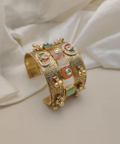 ZIANA Semi Precious Stones Adjustable Bracelet Kada