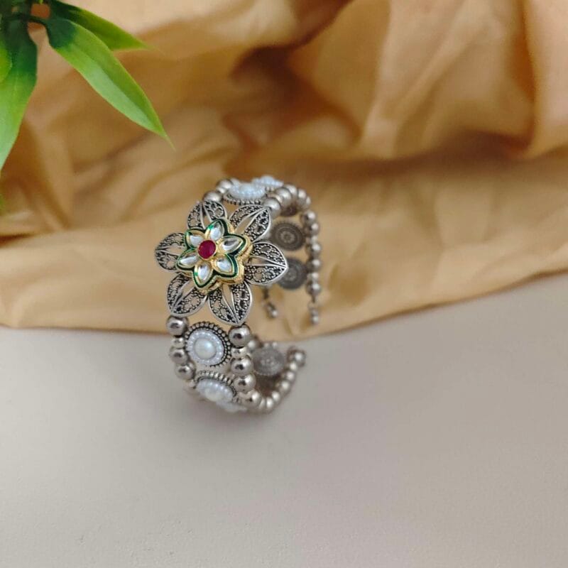 Glamaya Setu Oxidised Flower Fusion Adjustable Bracelet 1 GLAM-CB-OX-40-568832-74-2