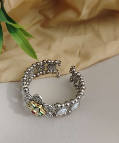 Glamaya Setu Oxidised Flower Fusion Adjustable Bracelet 2 GLAM-CB-OX-40-568832-74-2