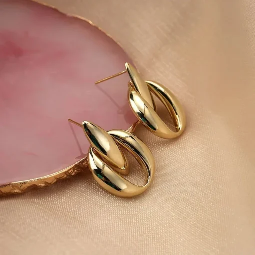 Glamaya Trendy Swirl Hoop Earring 1 GLAM-ER-OX-5F7-397530-13-7