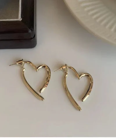 Glamaya Heart Shaped Gold Plated Earring 1 GLAM-ER-GP-5F7-936400-13-7