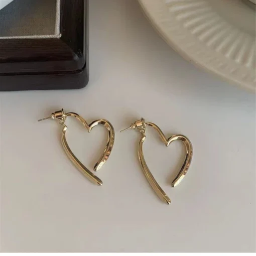 Glamaya Heart Shaped Gold Plated Earring 1 GLAM-ER-GP-5F7-936400-13-7