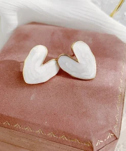 Glamaya White Heart Cute Stud Earring 2 GLAM-ER-OX-5F7-541555-13-7