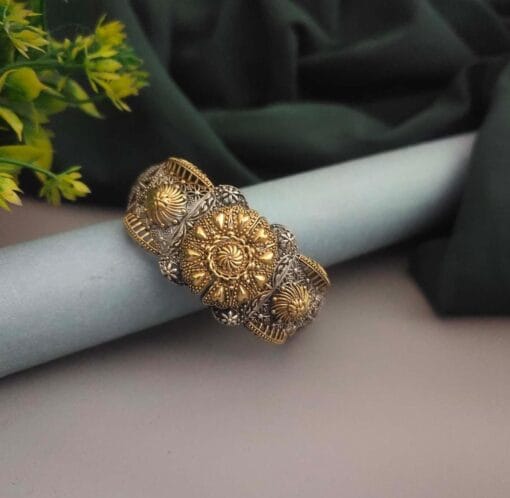 SHABIHA Silver Replica Two Tone Openable Bangle