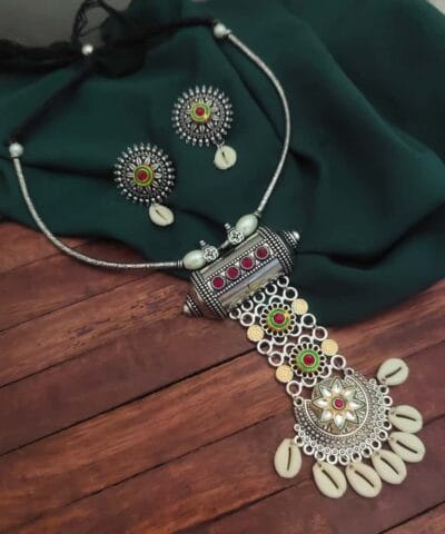 KAMYA Oxidized Hasil Necklace Earrings Set