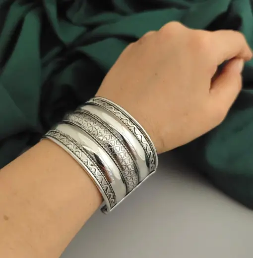 SAANVI Oxidised Adjustable HandCuff Bangle