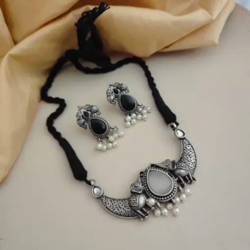 LIORA Silver Replica Necklace Earrings Set LIORA Silver Replica Necklace Earrings Set